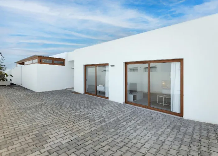 Altos Brisa 11b By Escape *